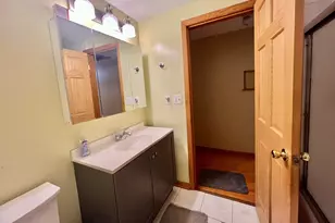 3239 S 121st St, West Allis, WI 53227 - Photo 23