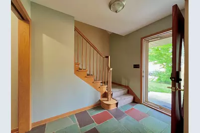 3239 S 121st St, West Allis, WI 53227 - Photo 7