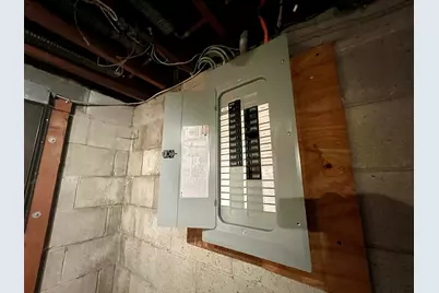 3239 S 121st St, West Allis, WI 53227 - Photo 33