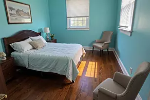 5828 W Hayes Ave, West Allis, WI 53219 - Photo 7