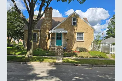 5828 W Hayes Ave, West Allis, WI 53219 - Photo 1