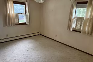 230 Harvest Ct, Manitowoc, WI 54220 - Photo 13