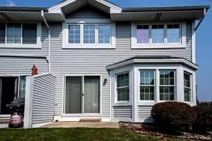 8423 S 76th St, Franklin, WI 53132 - Photo 3