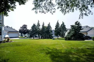 8423 S 76th St, Franklin, WI 53132 - Photo 55