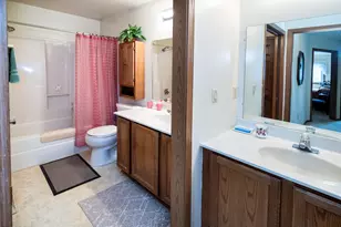 8423 S 76th St, Franklin, WI 53132 - Photo 39