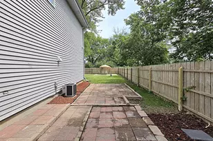 2811 W Acre Ave, Franklin, WI 53132 - Photo 39