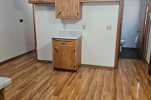 3160 S 95th St, Milwaukee, WI 53227 - Photo 5