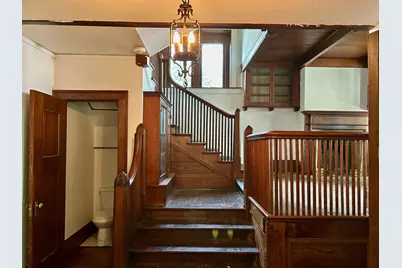 2721 N Shepard Ave, Milwaukee, WI 53211 - Photo 5