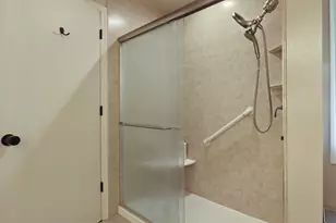 7742 W Lake Pointe Dr, Franklin, WI 53132 - Photo 19