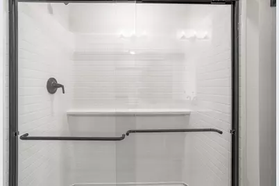 W168N10125  Bittersweet Trl, Germantown, WI 53022 - Photo 17