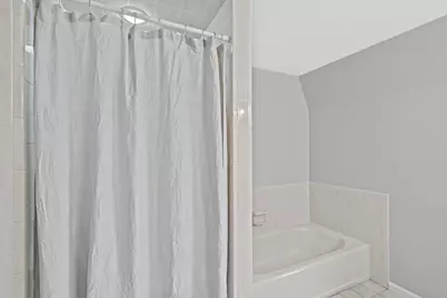 423 S Fancher Rd, Racine, WI 53406 - Photo 61