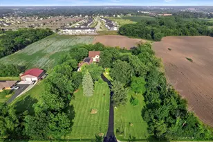 423 S Fancher Rd, Racine, WI 53406 - Photo 11