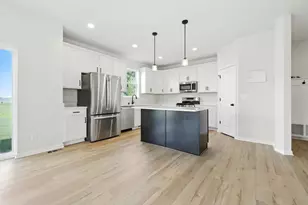 8064 130th Ave, Bristol, WI 53104 - Photo 7