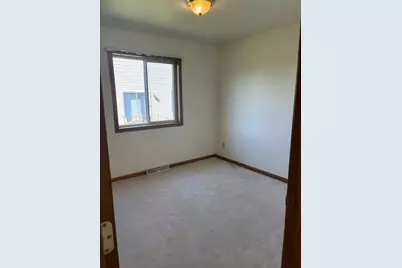 1060  4th St, Fond du Lac, WI 54935 - Photo 21