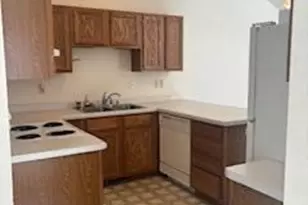 1060 4th St, Fond du Lac, WI 54935 - Photo 9