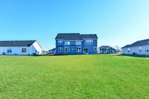 415 Kensington Ct, Williams Bay, WI 53191 - Photo 39