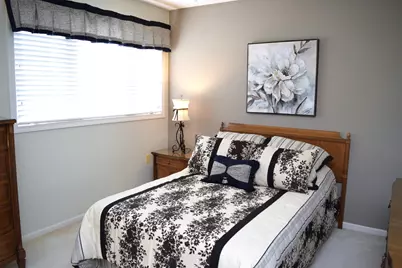 N21W24305  Cumberland Dr #38N, Pewaukee, WI 53072 - Photo 29