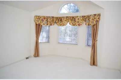 N21W24305  Cumberland Dr #38N, Pewaukee, WI 53072 - Photo 21