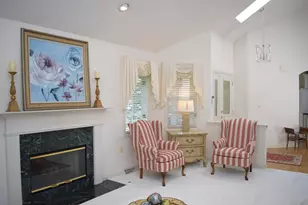 N21W24305 Cumberland Dr, Pewaukee, WI 53072 - Photo 9