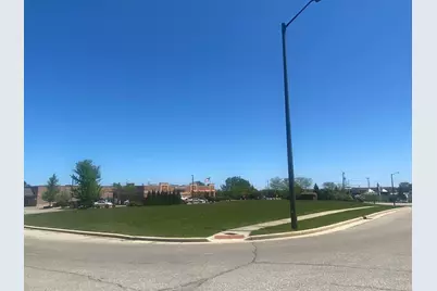 1824  30th Ave, Kenosha, WI 53144 - Photo 3