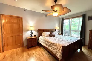 9215 S 51st St, Franklin, WI 53132 - Photo 11