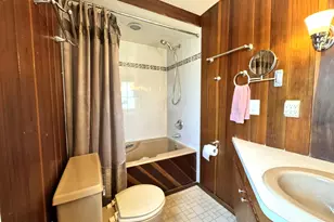 7823 W Coventry Dr, Franklin, WI 53132 - Photo 17