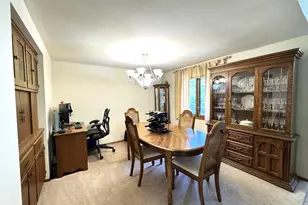 7823 W Coventry Dr, Franklin, WI 53132 - Photo 13