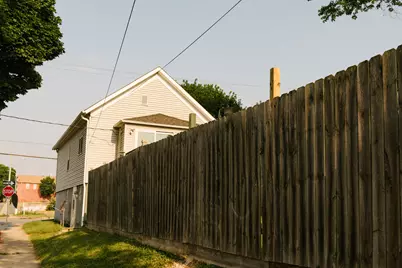 1748 S 4th St, Milwaukee, WI 53204 - Photo 25