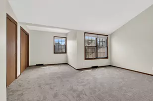 8127 S Legend Dr, Franklin, WI 53132 - Photo 17