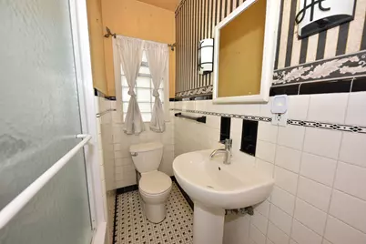 2721 N 72nd St, Milwaukee, WI 53210 - Photo 13