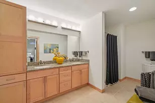 106 W Seeboth St, Milwaukee, WI 53204 - Photo 27