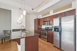 106 W Seeboth St, Milwaukee, WI 53204 - Photo 17