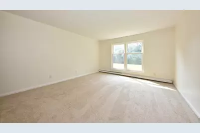 945 W Heritage Ct #104, Mequon, WI 53092 - Photo 19