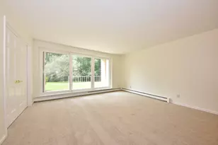 945 W Heritage Ct, Mequon, WI 53092 - Photo 13