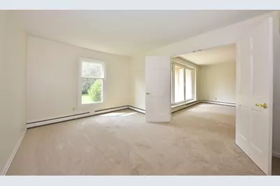 945 W Heritage Ct #104, Mequon, WI 53092 - Photo 17