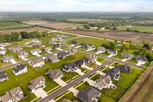 10190 S Woodside Ct, Franklin, WI 53132 - Photo 43