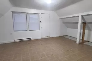 1300 W Greenfield Ave, Milwaukee, WI 53204 - Photo 17