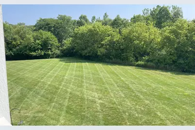 921  Village Center Dr #203, Racine, WI 53406 - Photo 13