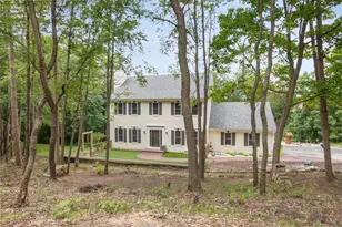 487 Schraufnagel Dr, Erin, WI 53029 - Photo 3