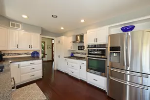 7431 Carter Cir, Franklin, WI 53132 - Photo 19