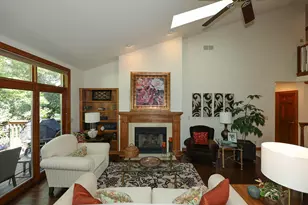 7431 Carter Cir, Franklin, WI 53132 - Photo 11