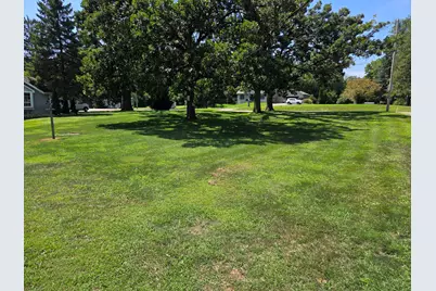 4131  Maple Dr, Delavan, WI 53115 - Photo 3