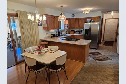 4131  Maple Dr, Delavan, WI 53115 - Photo 9