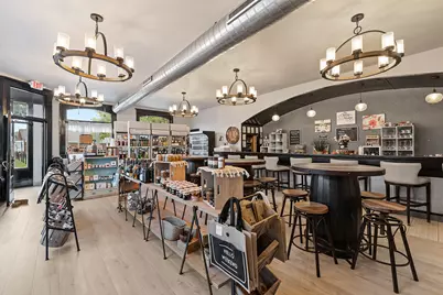 N56W6339  Center St, Cedarburg, WI 53012 - Photo 7