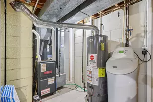 4123 W Mary Ann Dr, Franklin, WI 53132 - Photo 35