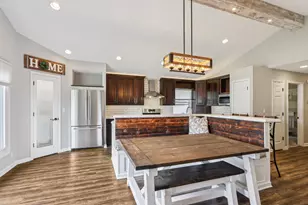 4123 W Mary Ann Dr, Franklin, WI 53132 - Photo 9