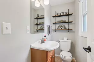 4123 W Mary Ann Dr, Franklin, WI 53132 - Photo 15