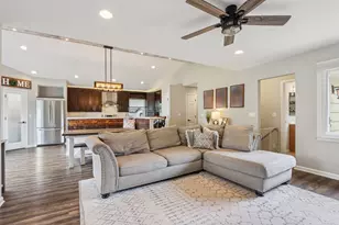 4123 W Mary Ann Dr, Franklin, WI 53132 - Photo 7