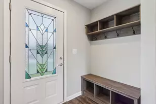 4123 W Mary Ann Dr, Franklin, WI 53132 - Photo 3