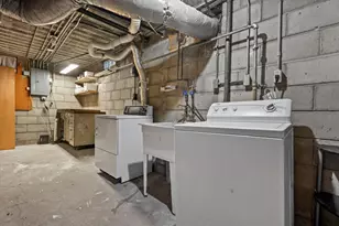 5006 N Port Washington Rd, Glendale, WI 53217 - Photo 31